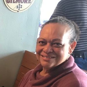 Meet your Posher, Lynne